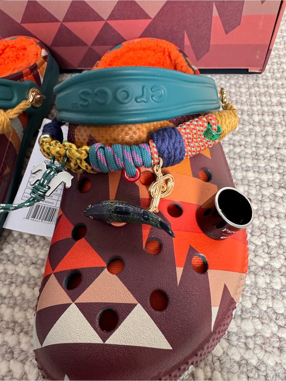 Limited Edition Crocs x Pendleton Classic Lined Clogs Brown & Orange NWT - Picture 6 of 7
